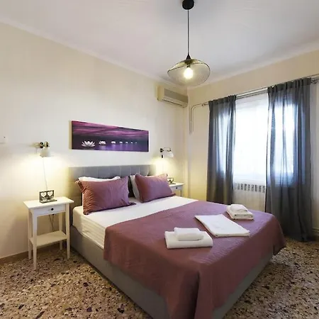 Aspasia's Fresh House * Adamantas (Milos)
